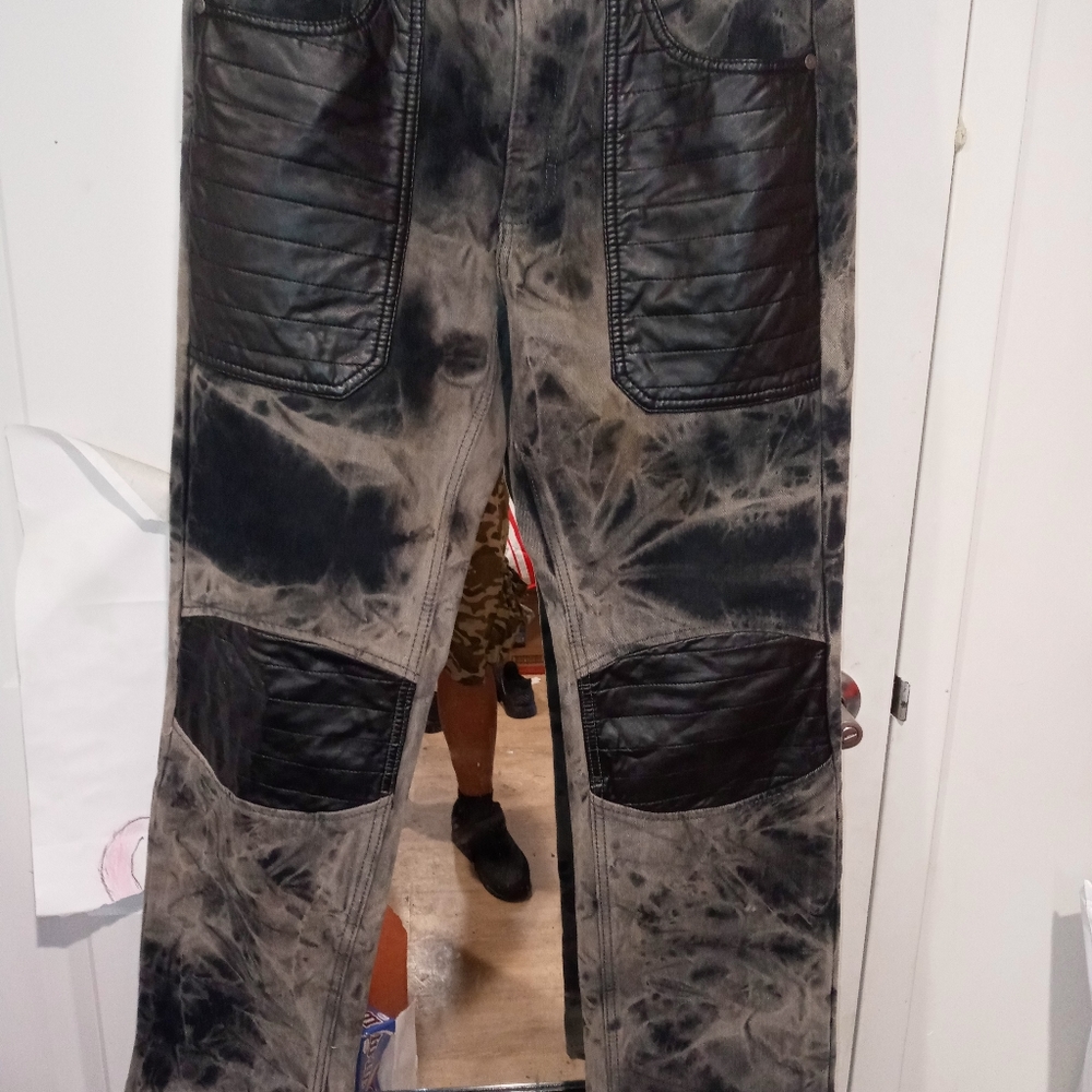 ANKOR EAST Jean. Size 32